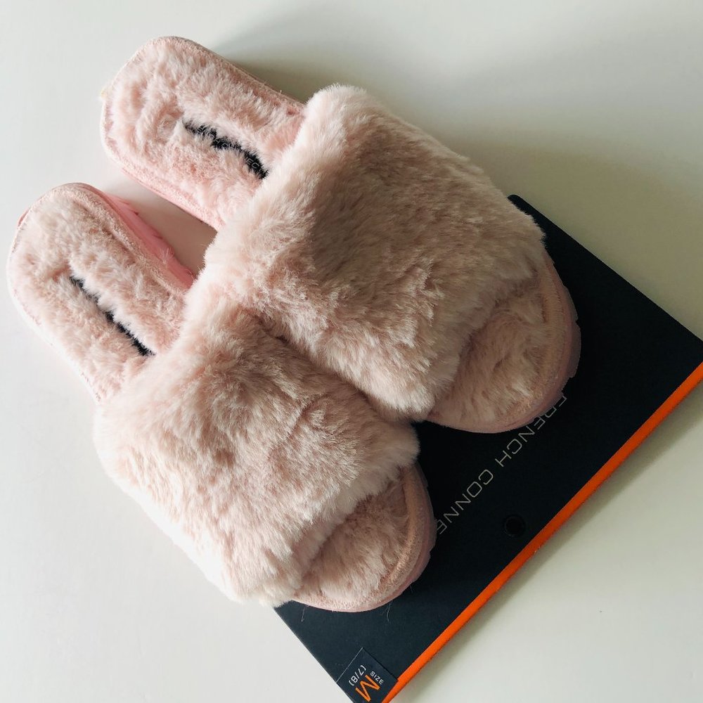 FRENCH CONNECTION Pink Slippers Size Medium 7 -8